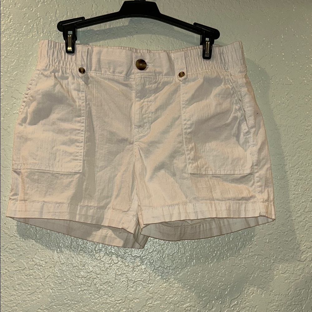 Chic Blush Women's Cargo Shorts